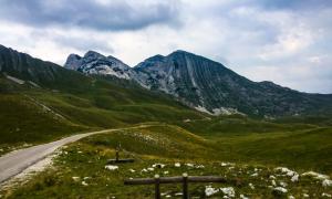 Viaje a Montenegro.  Preparación.  Consejos para conductores de turismo en Montenegro Características de las carreteras de montaña: planifique las paradas con anticipación e intente detenerse en 